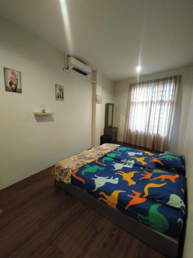 Joka-Joka Guesthouse Malacca Kültér fotó